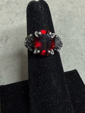 Bloodmilk Nyx’s Jewel in Garnet size 6
